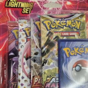 Pokemon Trading Cards Lightning Set